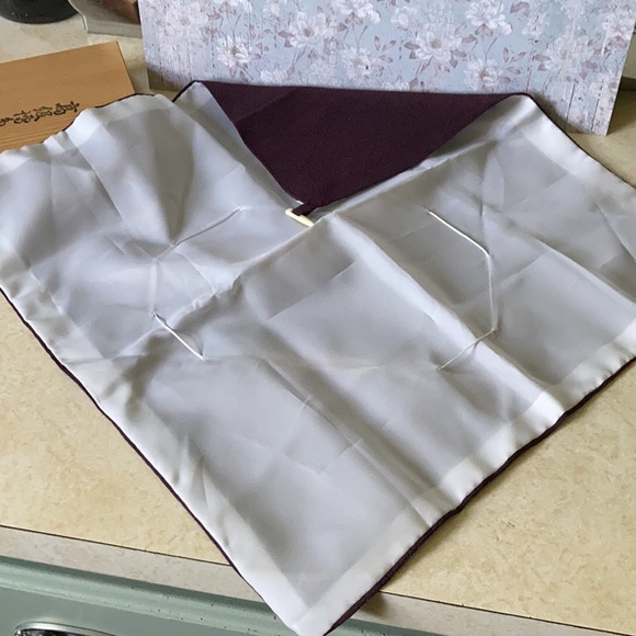 Japanese Wallet/Check Book Cover w/Hanky Box Set NIB - Picture 6 of 8